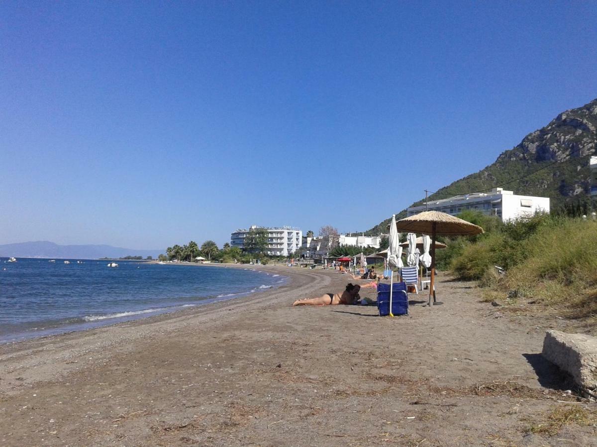Mare E Monti1 Apartman Kaména Vúrla Kültér fotó